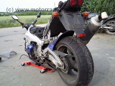 Yamaha_YZF_1000_R1_RN04_Crash_YZF1000_wie_RN01_750_600_R6_R7_80.jpg