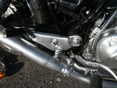 Suzuki_GN_400_GN400_silber_Ratte_Bobber_Chopper_wie_GN_DR_125_250_400_GN250_DR400_SP370_SP_370_12.jpg