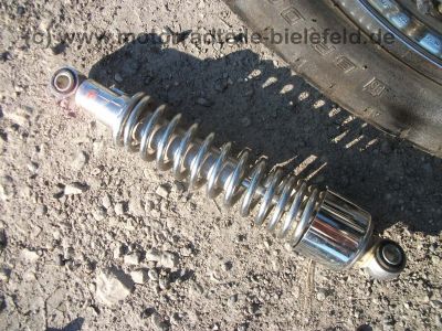 Suzuki_GN_400_GN400_silber_Ratte_Bobber_Chopper_wie_GN_DR_125_250_400_GN250_DR400_SP370_SP_370_57.jpg