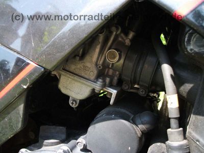Kawasaki_GPX_750R_GPX750_GPX750R_GPZ_ZX_750_600_A_F_R_750A_750F_ZX750F_Motorschaden_68.jpg