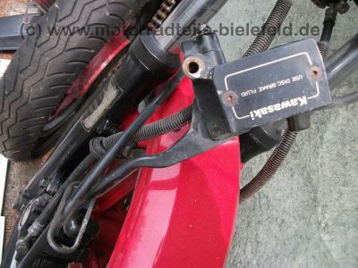 Kawasaki_Z_750_GP_rot_Teile_KZ_Z_GPZ_400_550_650_750_Z750_KZ750_GPZ750_E_UT_GP_R_750R_750GP_KZ750R_Z750GP_23.jpg