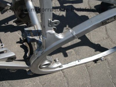 Honda_VF_500_F_500F_PC12_Rahmen_und_Tank_VF500_F_F2_500F_550F2_VF500F_VF500F2_18.jpg