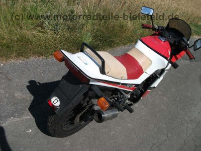 Honda_VF_500_F_500F_PC12_rot_weiss_Keim_Verkleidung_Giuliari_Sitzbank_VF500_VF400_400_F_F2_500F_550F2_VF500F_VF500F2_52.jpg