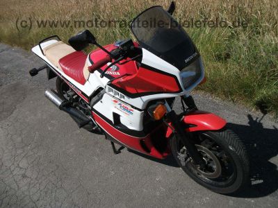 Honda_VF_500_F_500F_PC12_rot_weiss_Keim_Verkleidung_Giuliari_Sitzbank_VF500_VF400_400_F_F2_500F_550F2_VF500F_VF500F2_54.jpg