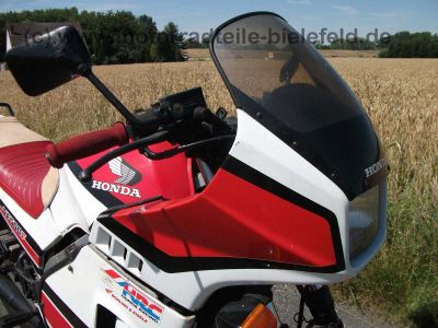 Honda_VF_500_F_500F_PC12_rot_weiss_Keim_Verkleidung_Giuliari_Sitzbank_VF500_VF400_400_F_F2_500F_550F2_VF500F_VF500F2_56.jpg
