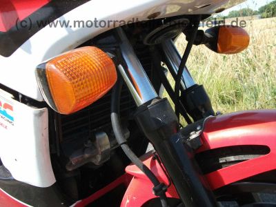 Honda_VF_500_F_500F_PC12_rot_weiss_Keim_Verkleidung_Giuliari_Sitzbank_VF500_VF400_400_F_F2_500F_550F2_VF500F_VF500F2_79.jpg
