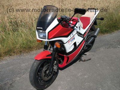 Honda_VF_500_F_500F_PC12_rot_weiss_Keim_Verkleidung_Giuliari_Sitzbank_VF500_VF400_400_F_F2_500F_550F2_VF500F_VF500F2_8.jpg
