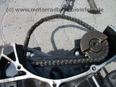 Honda_XL_500R_gelb_Extras_PD02_Zylinderkopf_Vergaser_OK_XL_250_500_XL250_XL500_S_R_PD01_MD03_13.jpg
