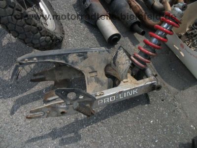 Honda_XL_500R_gelb_Extras_PD02_Zylinderkopf_Vergaser_OK_XL_250_500_XL250_XL500_S_R_PD01_MD03_28.jpg