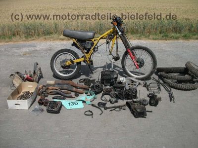 Honda_XL_500R_gelb_Extras_PD02_Zylinderkopf_Vergaser_OK_XL_250_500_XL250_XL500_S_R_PD01_MD03_5.jpg