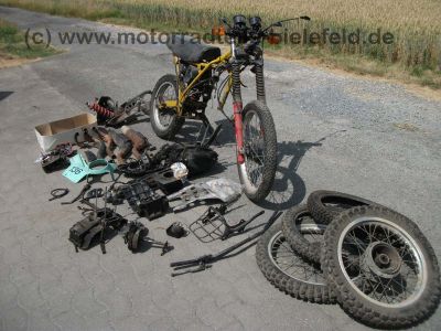 Honda_XL_500R_gelb_Extras_PD02_Zylinderkopf_Vergaser_OK_XL_250_500_XL250_XL500_S_R_PD01_MD03_6.jpg