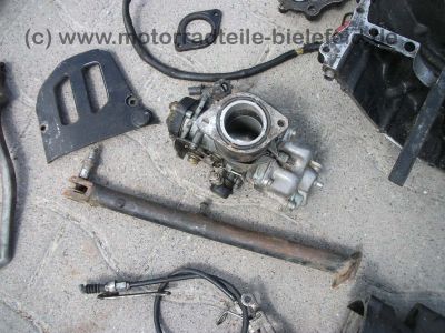 Honda_XL_500R_gelb_Extras_PD02_Zylinderkopf_Vergaser_OK_XL_250_500_XL250_XL500_S_R_PD01_MD03_73.jpg
