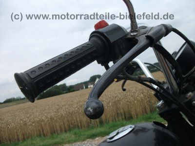 Honda_CM_250C_Chopper_schwarz_MC06_wie_CB_CM_125_185_200_250_400_C_T_N_MC01_NC01_73.jpg