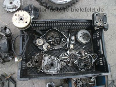 Yamaha_DT_125_80_50_DT125_DT80_LC_R_Mix_4BL_3BN_34X_53V_10V_98.jpg