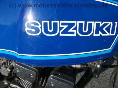 GSX_250E_blau_TOP_Hecktraeger_GS25x__-_GS_GSX_250_400_GSX250_GSX400_E_GSX250E_GSX400E_GS40x_25_40_x_37.jpg