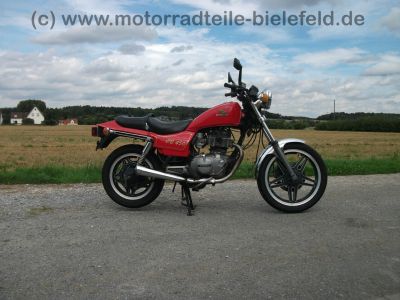 Honda_CB_450_SC_PC05_Chopper_Nighthawk_rot_wie_CM_CMX_250_400_450_105.jpg