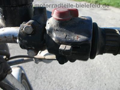 Honda_CB_250K_B4_rot_ORIGINAL_Lacksatz_Tank_Auspuff_1a_wie_CB_125_200_250_K_K1_K2_K4_69.jpg