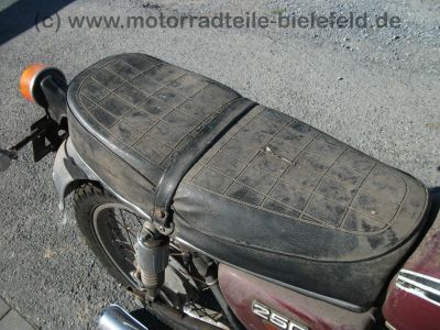 Honda_CB_250K_B4_rot_ORIGINAL_Lacksatz_Tank_Auspuff_1a_wie_CB_125_200_250_K_K1_K2_K4_83.jpg