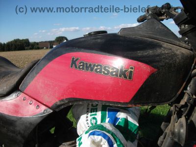 Kawasaki_GPZ_750_UT__ZX750A_rotschwarz_wie_Z_ZX_KZ_GPZ_550_750_E_UT_115.jpg