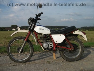 Honda_XL_185S_weissblau_Enduro_wie_L_125_185_250_K_S_125S_250S_125K_250K_XL185S_51.jpg