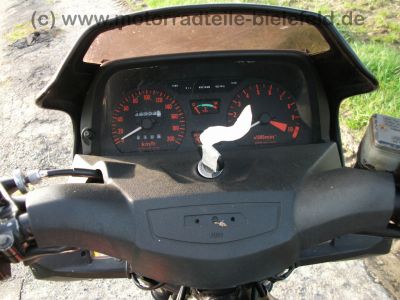 Honda_CX_500E_Euro_Sports_PC06_37kW_EZ_84_wie_CX500_E_C_PC01_Guellepumpe_20.jpg