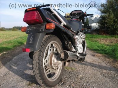 Honda_CX_500E_Euro_Sports_PC06_37kW_EZ_84_wie_CX500_E_C_PC01_Guellepumpe_39.jpg