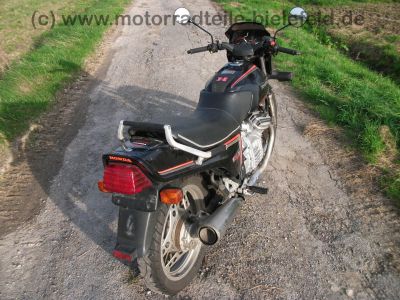 Honda_CX_500E_Euro_Sports_PC06_37kW_EZ_84_wie_CX500_E_C_PC01_Guellepumpe_40.jpg