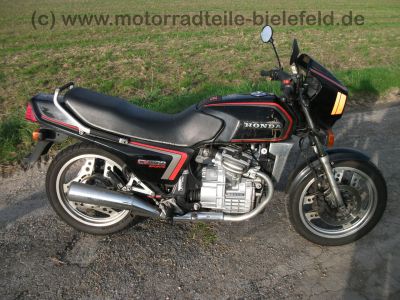 Honda_CX_500E_Euro_Sports_PC06_37kW_EZ_84_wie_CX500_E_C_PC01_Guellepumpe_41.jpg