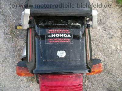 Honda_CX_500E_Euro_Sports_PC06_37kW_EZ_84_wie_CX500_E_C_PC01_Guellepumpe_71.jpg