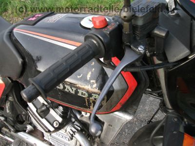 Honda_CX_500E_Euro_Sports_PC06_37kW_EZ_84_wie_CX500_E_C_PC01_Guellepumpe_73.jpg