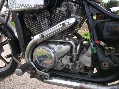 Honda_VT_700C_Shadow_rot_RC19_Mod__86_mit_2__Motor_RC14_750C_wie_VT_500_600_700_750_C_RC_14_19_29_RC29_Custom_12.jpg