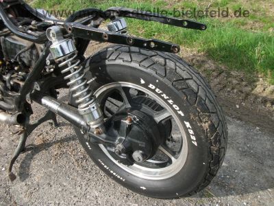 Honda_VT_700C_Shadow_rot_RC19_Mod__86_mit_2__Motor_RC14_750C_wie_VT_500_600_700_750_C_RC_14_19_29_RC29_Custom_28.jpg