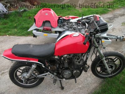 Honda_CBX_650E_RC13_rot_Pichler_BSM_Auspuff_Schuh_Gepaecksystem_wie_550_650_750_E_F_2_F2_PC04_RC17_6.jpg
