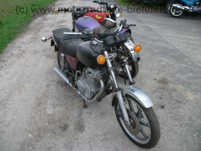 Yamaha_XS_400_2A2_rot-gelb_Umbau_auf_XS360_wie_250_360_XS400_SE_1U4_1U5_4G5_12.jpg