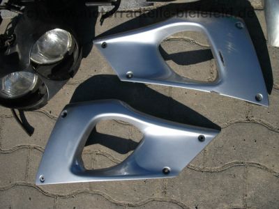 Yamaha_TDM_850_3VD_silber_teilzerlegt_Motor_Verkleidung_wie_XTZ_750_TRX_3LD_4TX_4UN_11.jpg