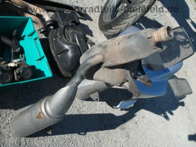 Yamaha_TDM_850_3VD_silber_teilzerlegt_Motor_Verkleidung_wie_XTZ_750_TRX_3LD_4TX_4UN_14.jpg