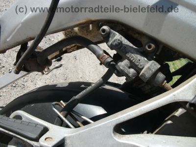 Yamaha_TDM_850_3VD_silber_teilzerlegt_Motor_Verkleidung_wie_XTZ_750_TRX_3LD_4TX_4UN_73.jpg