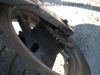 Yamaha_TDM_850_3VD_silber_teilzerlegt_Motor_Verkleidung_wie_XTZ_750_TRX_3LD_4TX_4UN_77.jpg