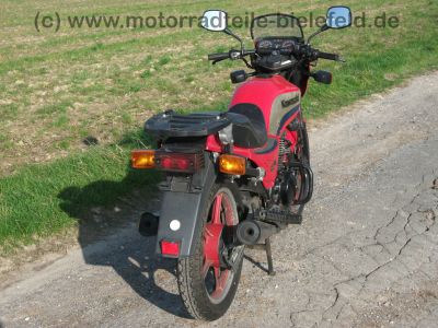 Kawasaki_GPz_305_rot_EX305_GIVI_wie_EX_Z_KZ_GPz_CSR_250_305_A_B_56.jpg