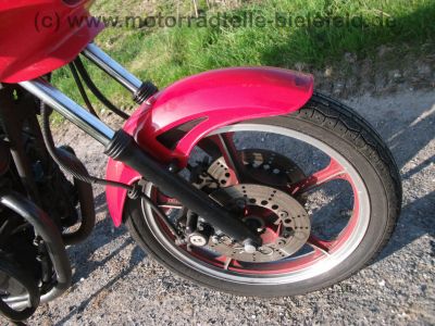 Kawasaki_GPz_305_rot_EX305_GIVI_wie_EX_Z_KZ_GPz_CSR_250_305_A_B_60.jpg