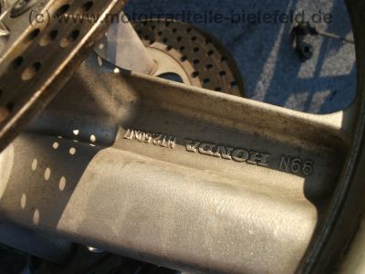 Honda_CBR_600F_PC19_PC23_Restteile_Motor_Tank_Maske_Tacho_wie_500_600_1000_F_PC20_SC21_40.jpg