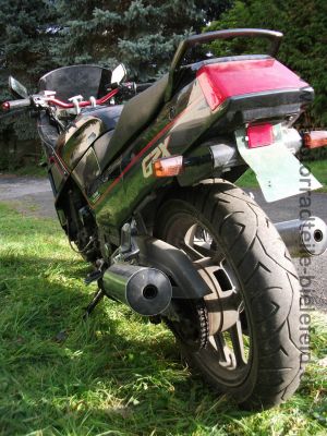 Kawasaki_GPX_750_R_ZX_750_F_ABM_Superbike_Lenker_Stahlflex__wie_GPZ_600_750_A_B_C__D_R_600R_750R_109.jpg