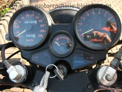 Honda_CBX_550_F_F2_PC04_lila_SEBRING_Auspuff_4_in_1_Anlasser_neu_wie_CBX_400_650_750_F_F2_E_51.jpg