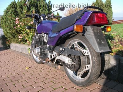 Honda_CBX_550_F_F2_PC04_lila_SEBRING_Auspuff_4_in_1_Anlasser_neu_wie_CBX_400_650_750_F_F2_E_66.jpg
