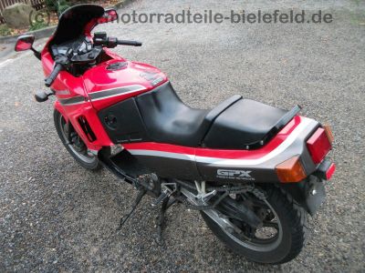Kawasaki_GPX_600_R_ZX600C_rot_ohne_Motor_HuB_wie_GPZ_GPX_ZX_500_600_750_900_A_B_C_D_E_R_6.jpg