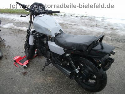 Honda_CBX_750_F_RC17_Nighhawk_S_grau_Crash_Motor_wie_CB_750_Sevenfifty_RC42_12.jpg