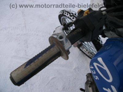 Suzuki_DR_125_SE_blau_Crash_-_Technik_wie_GN_GZ_DR_125_S_SE_Marauder_31.jpg