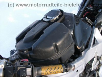Yamaha_FZR_600_3HF_schwarz_Crash_-_wie_FZ_FZR_600_750_3HE_77.jpg