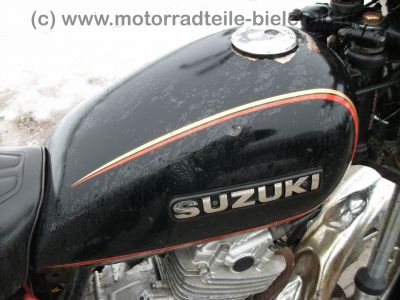 Suzuki_GN_250_NJ41A_Speiche_schwarz-rot_Crash_-_wie_DR_GN_GZ_125_250_400_S_E_D_SE_65.jpg