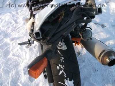 Suzuki_GSXR_GSX-R_750_W_750W_GR7BB_wie_600_750_1100_W_GR7DB_Auspuff_LASER_K1_73.jpg